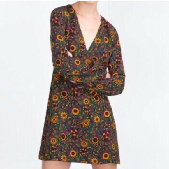 Zara Dresses & Skirts - Zara l Retro Floral Long Sleeve Dress XS